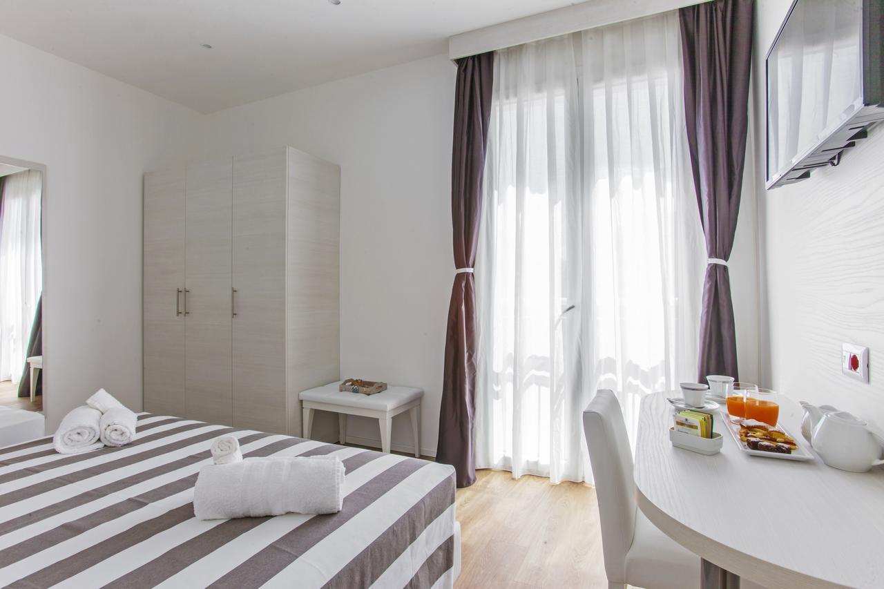 Hotel Houston Suites Rimini Dış mekan fotoğraf
