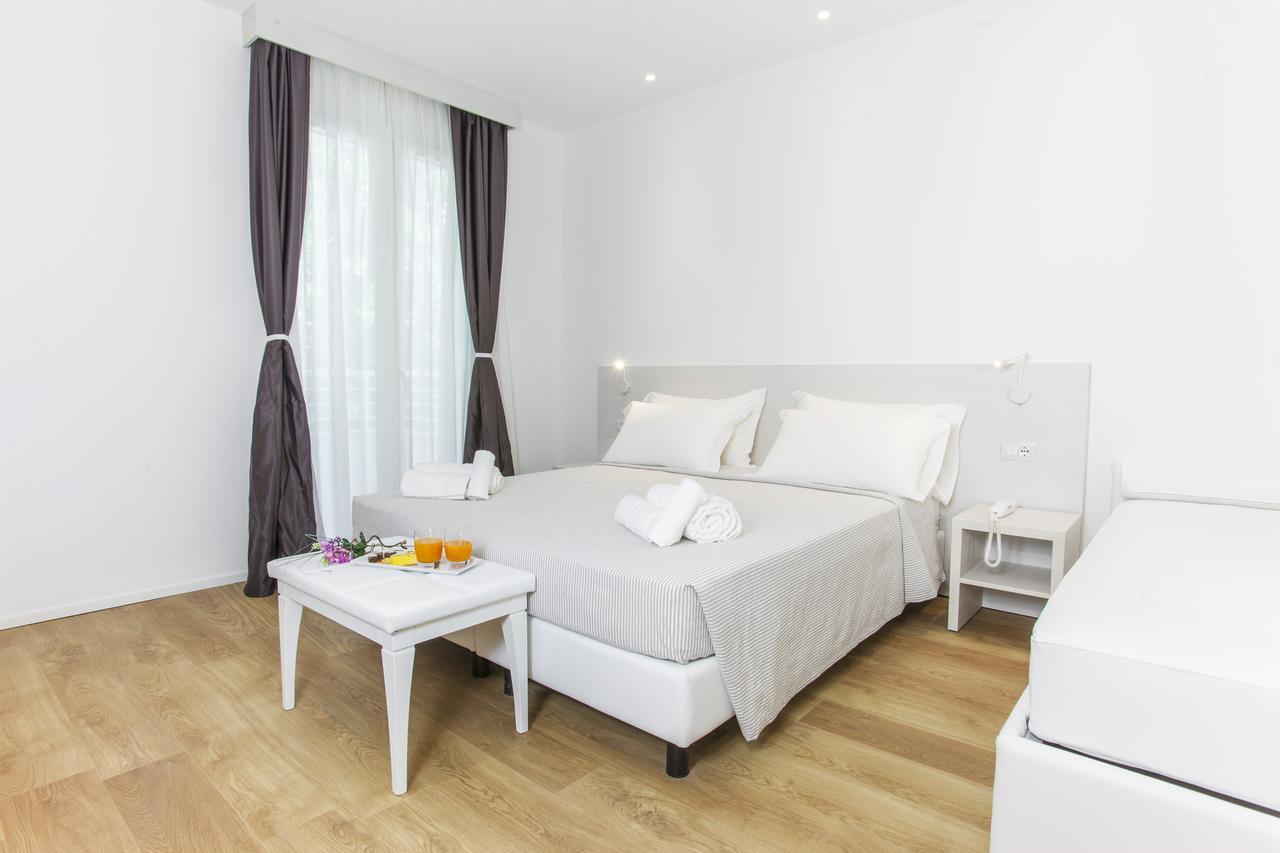 Hotel Houston Suites Rimini Dış mekan fotoğraf