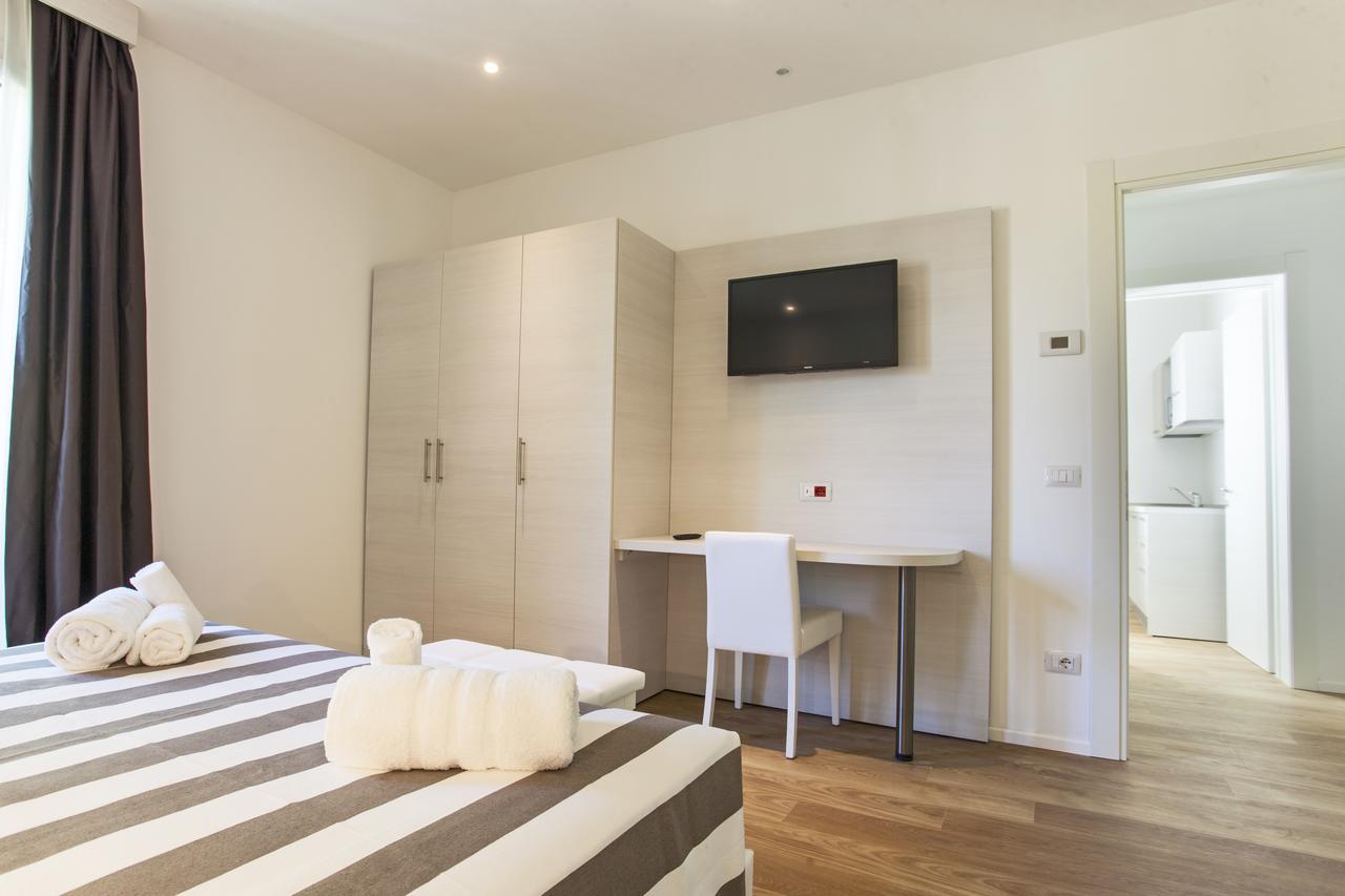 Hotel Houston Suites Rimini Dış mekan fotoğraf