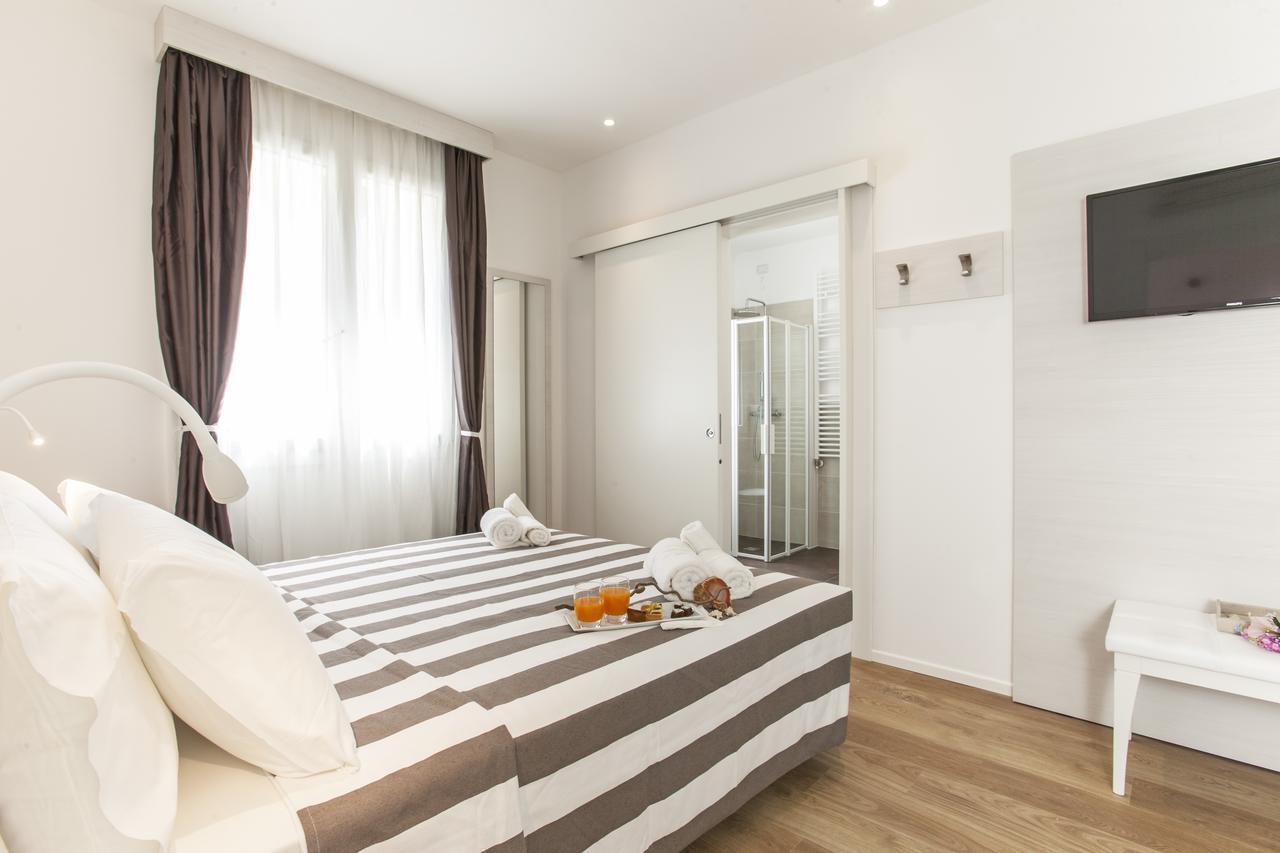 Hotel Houston Suites Rimini Dış mekan fotoğraf