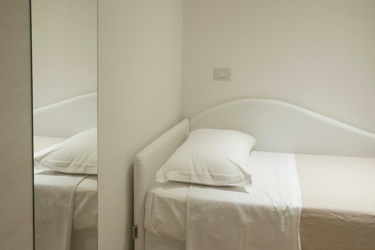 Hotel Houston Suites Rimini Dış mekan fotoğraf