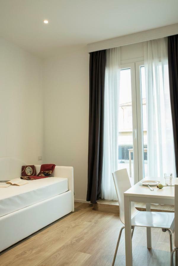 Hotel Houston Suites Rimini Dış mekan fotoğraf